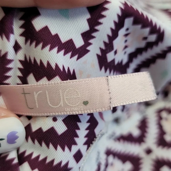 Rue 21 twist front bikini top - Picture 4 of 4